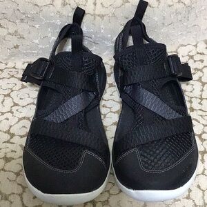 Chaco Women’s Adjustable Water Sandal Shoes Black Breathable Sz 10 Mint